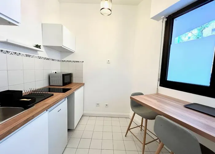 Spacieux Duplex Parisien Renove, Proche Tour Eiffel